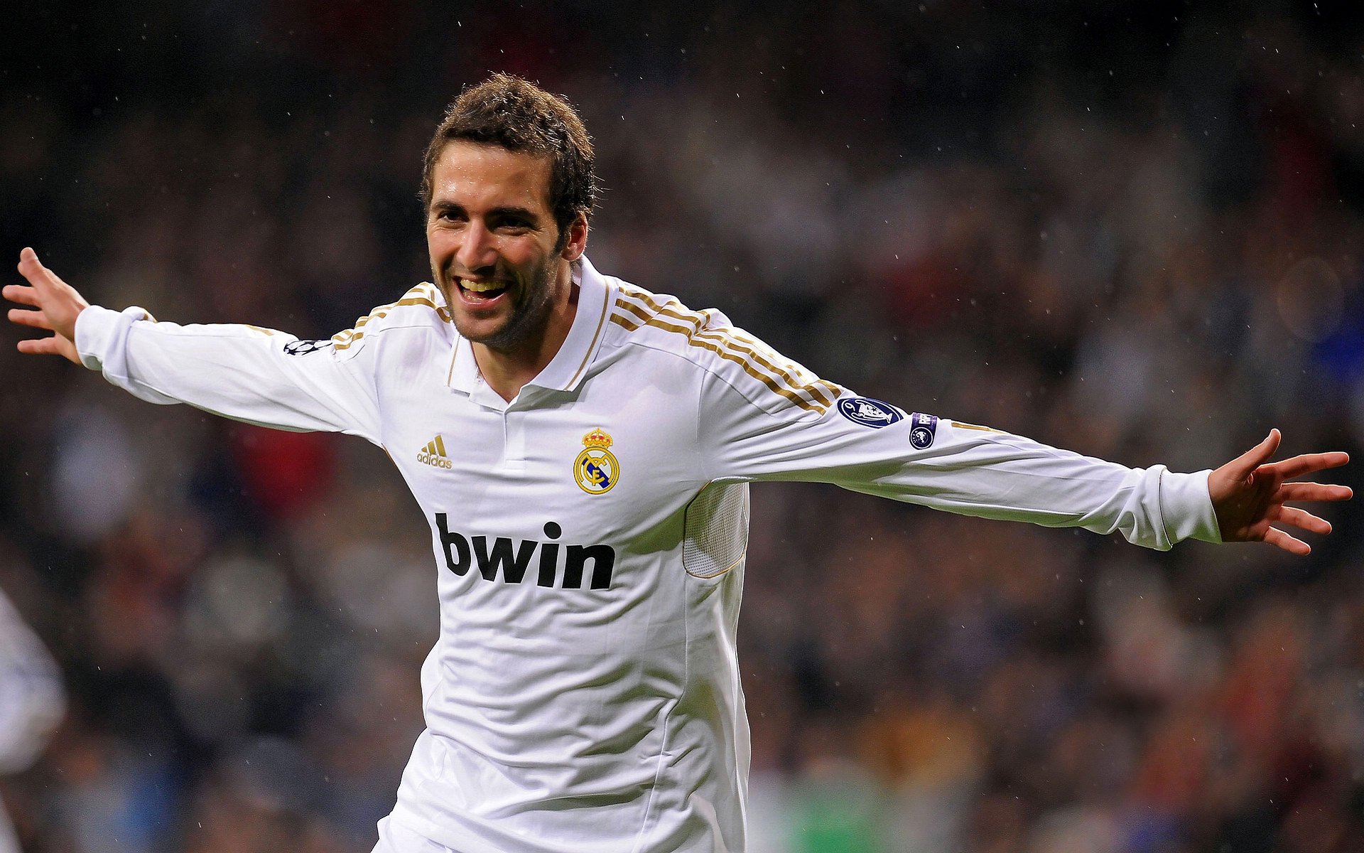 国米4-1击败凯拉特，继续高歌猛进朝着欧冠目标迈进，国米1+8